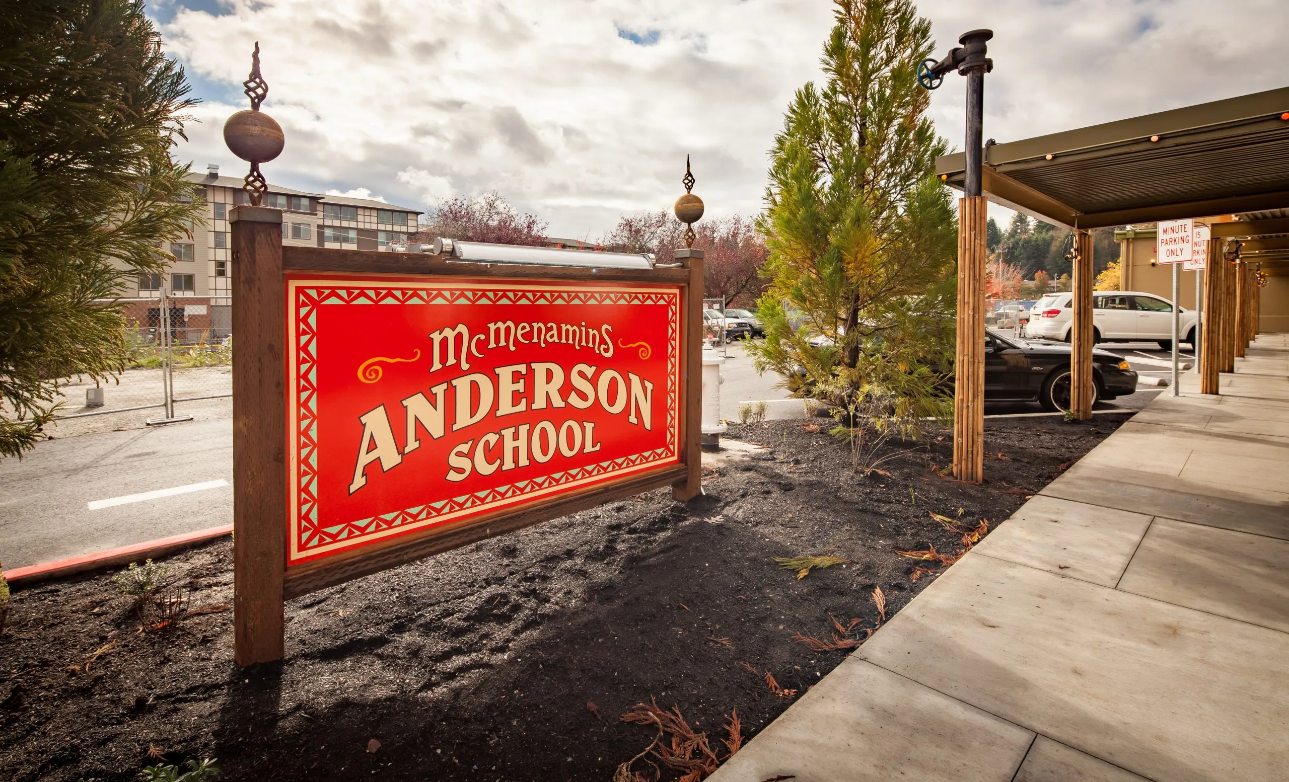 McMenamins Anderson School Hotel, Bothell exterior